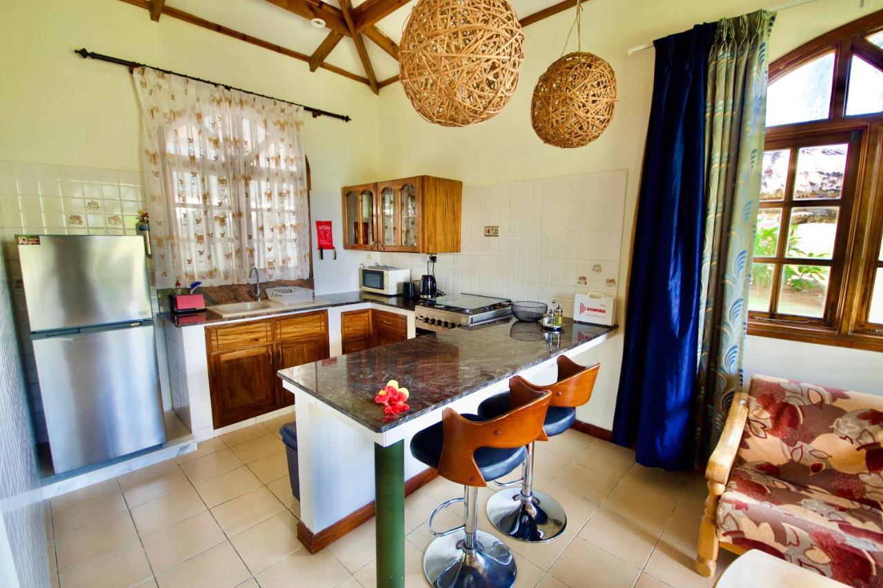 Sea Splash Self Catering And La Petite Maison グラン・アンス エクステリア 写真