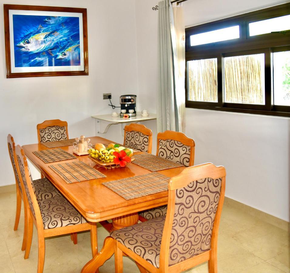 Sea Splash Self Catering And La Petite Maison グラン・アンス エクステリア 写真