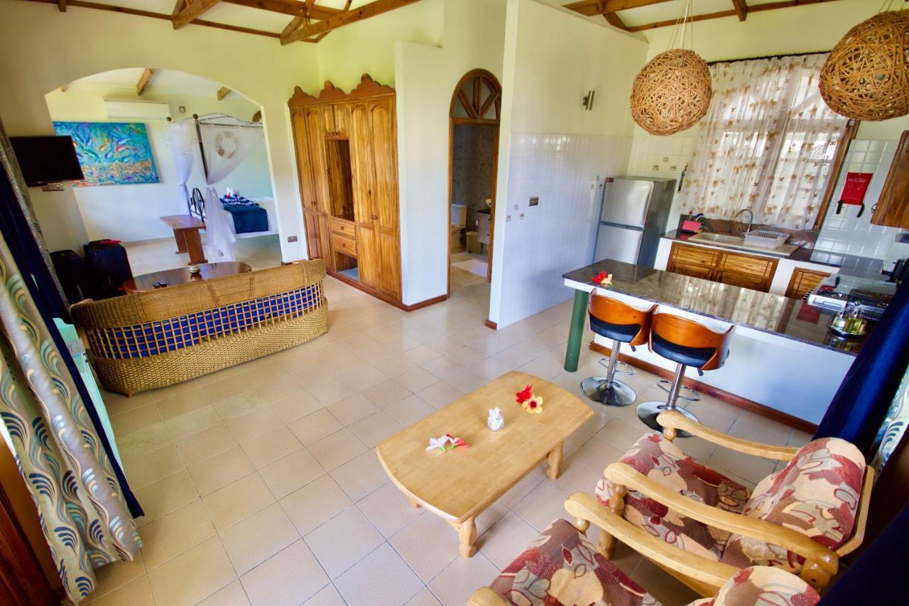 Sea Splash Self Catering And La Petite Maison グラン・アンス エクステリア 写真
