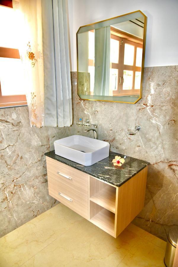 Sea Splash Self Catering And La Petite Maison グラン・アンス エクステリア 写真