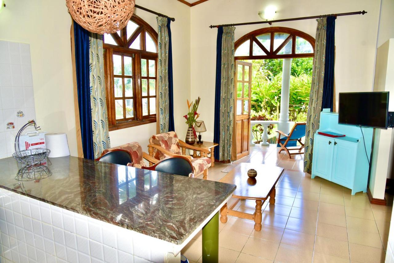 Sea Splash Self Catering And La Petite Maison グラン・アンス エクステリア 写真